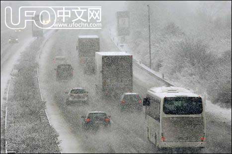一对夫妻的环球蜜月：暴风雪、飓风、山火、大地震、海啸285 / 作者:伤我心太深 / 帖子ID:3418