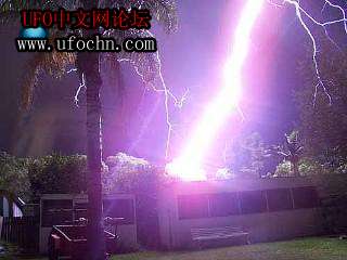 遭天打雷劈的诡异事件有哪些？830 / 作者:u3203186 / 帖子ID:6914