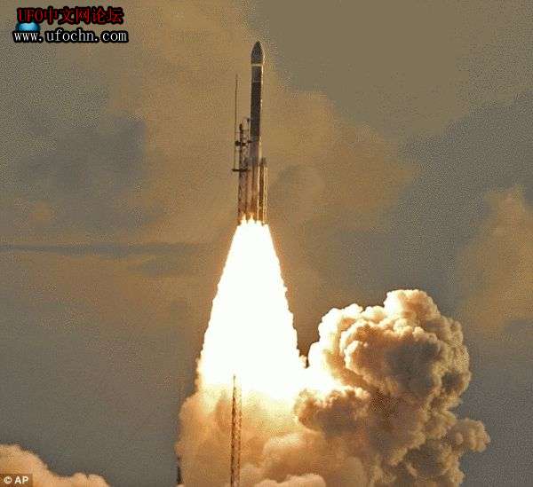 NASA探测器发现灶神星表面12英里深巨大深沟429 / 作者:伤我心太深 / 帖子ID:9202