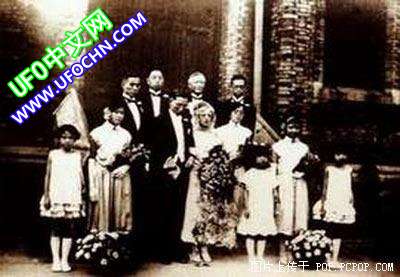 清末到上世纪80年代 婚纱照的演变历史【组图】635 / 作者:心灵 / 帖子ID:9686