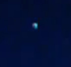 立陶宛夜空惊现七彩UFO 悬浮在空中疑似外星人造访393 / 作者:伤我心太深 / 帖子ID:12040
