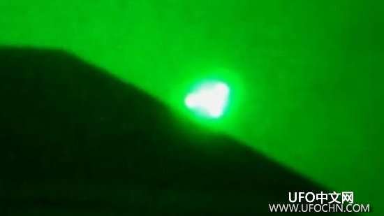 网友用红外摄像机捕捉到“隐形UFO”556 / 作者:UFO中文网 / 帖子ID:14770