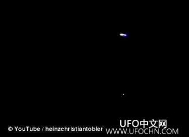 瑞士拍摄到UFO照片 认为是外星人利用烟花伪装569 / 作者:UFO中文网 / 帖子ID:15046