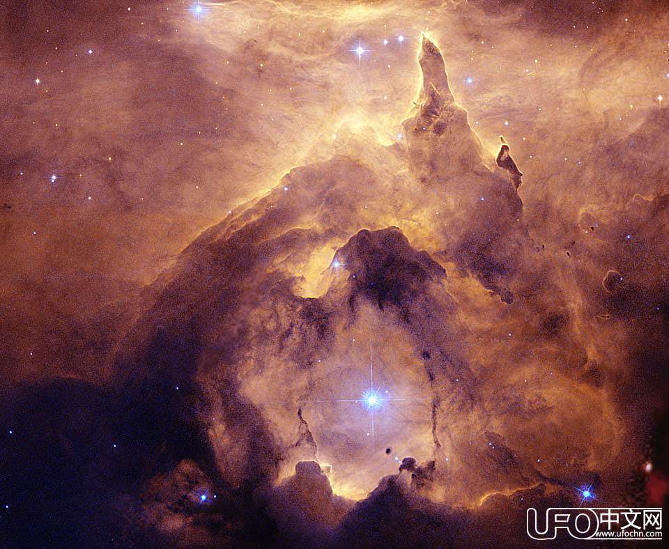 【天文图片天天看10.22】星云NGC 6357的一颗大质量恒星552 / 作者:UFO中文网 / 帖子ID:17777