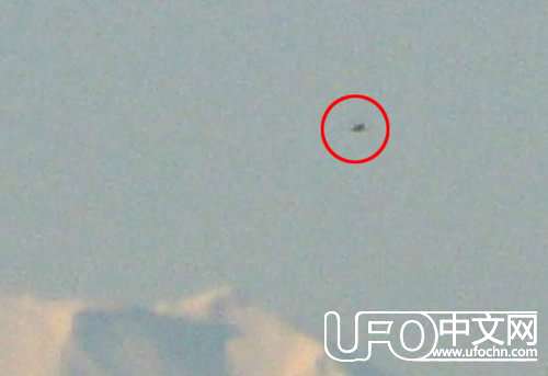 日本富士山UFO外星舰队事件照片曝光(组图)630 / 作者:WX. / 帖子ID:2497