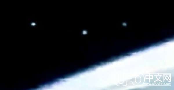 美宇航局NASA发现太空ufo舰队647 / 作者:伤我心太深 / 帖子ID:18257
