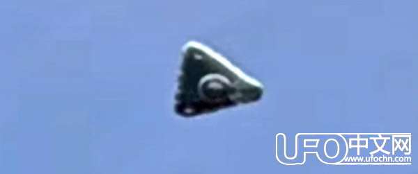 德国卡赛尔市上空出现神秘三角形UFO464 / 作者:伤我心太深 / 帖子ID:18284