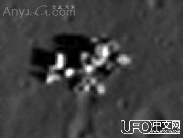 NASA公布一组照片：月球上会移动的石头356 / 作者:伤我心太深 / 帖子ID:18327