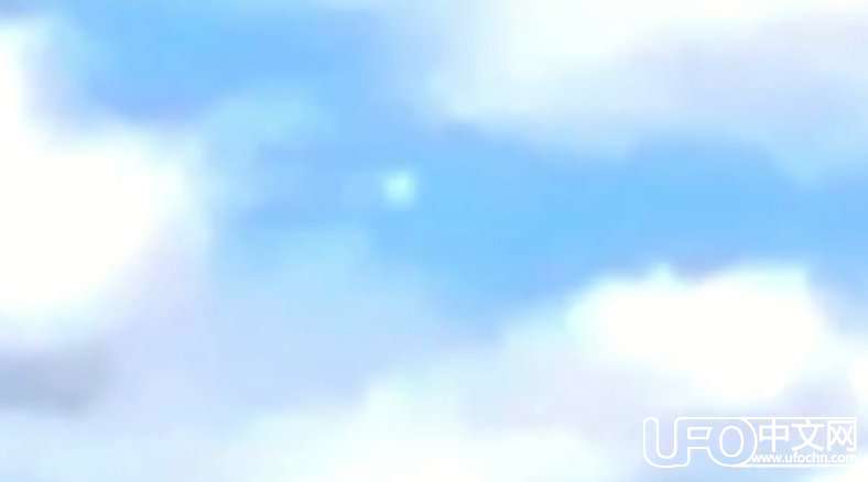 加拿大森林野火上空出现疑似UFO的不明发光体183 / 作者:伤我心太深 / 帖子ID:18336