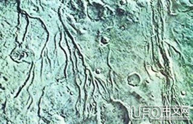 火星生命存在的六大骗局985 / 作者:伤我心太深 / 帖子ID:19025