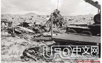揭秘美国51区神秘侦察机A-12“复仇者”坠机现场照片321 / 作者:骑UFO看外星人 / 帖子ID:19069