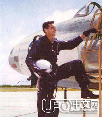 UFO击落两架美国战机 金罗斯事件解密19 / 作者:伤我心太深 / 帖子ID:19314