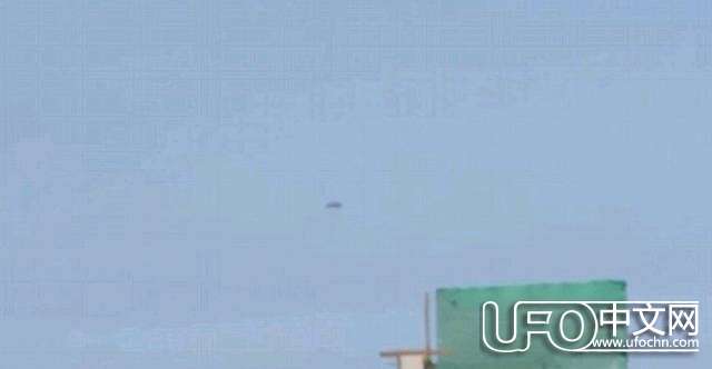 20150210秘鲁上空惊现神秘紫色UFO 盘旋长达2小时[视频]145 / 作者:hhak003 / 帖子ID:19463