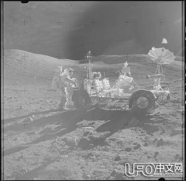 NASA公布阿波罗登月高清照片 没有UFO和外星人27 / 作者:伤我心太深 / 帖子ID:20426