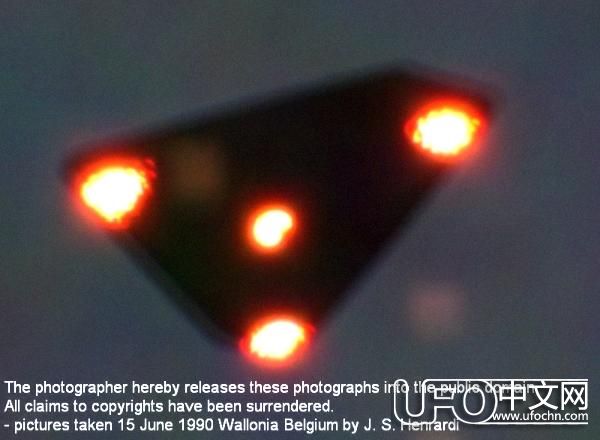 震惊世界的十大UFO事件之谜691 / 作者:伤我心太深 / 帖子ID:21570