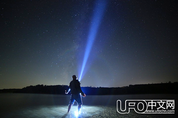 UFO事件中的飞碟与电磁效应：光线使电子机械失灵293 / 作者:伤我心太深 / 帖子ID:21599