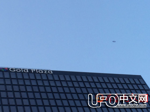 深圳珠宝园区惊现UFO，真相是他们在玩无人机797 / 作者:伤我心太深 / 帖子ID:21892