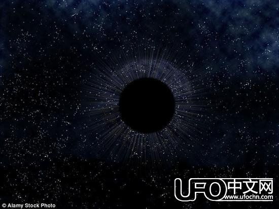 掉进黑洞里面是什么景象 黑洞可通往另一个空间930 / 作者:伤我心太深 / 帖子ID:21918