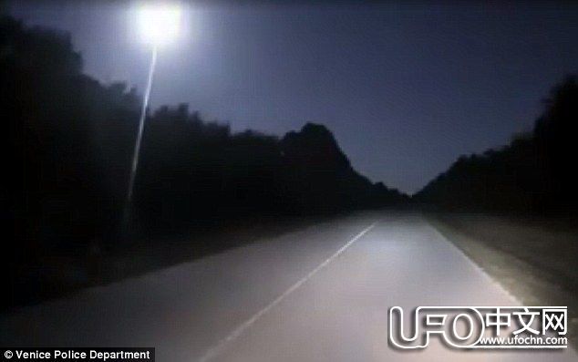 美国出现火流星 如同UFO坠落810 / 作者:伤我心太深 / 帖子ID:22268