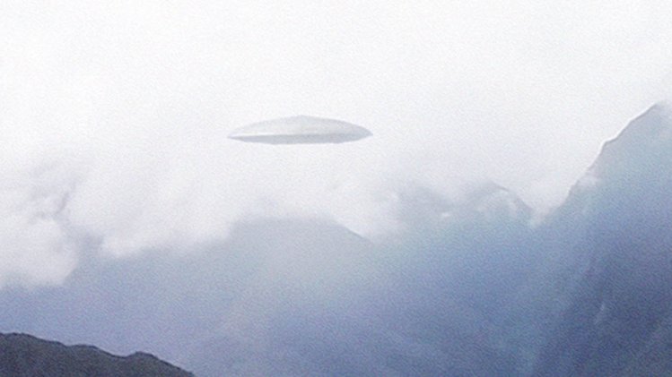 震撼，秘鲁的马丘比丘古遗迹拍摄到不明发光UFO894 / 作者:谷拜歌 / 帖子ID:22713
