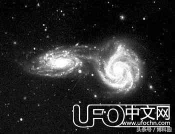 星系碰撞过程中的魅力星暴198 / 作者:suzuki3550 / 帖子ID:23414