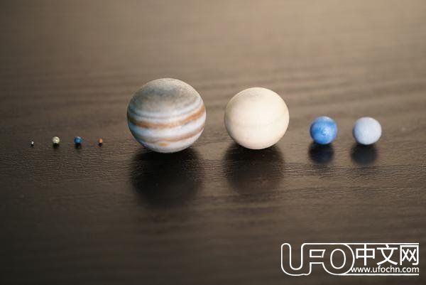 厉害了！用瓶子装下太阳系各大行星245 / 作者:月月 / 帖子ID:23778