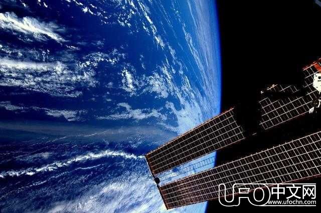 外太空看地球（一）208 / 作者:砂砂 / 帖子ID:23883