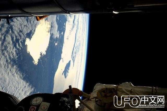外太空看地球（一）560 / 作者:砂砂 / 帖子ID:23883