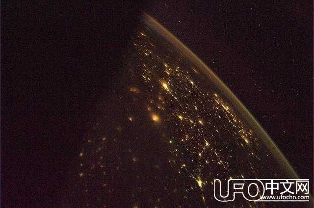 外太空看地球（一）103 / 作者:砂砂 / 帖子ID:23883