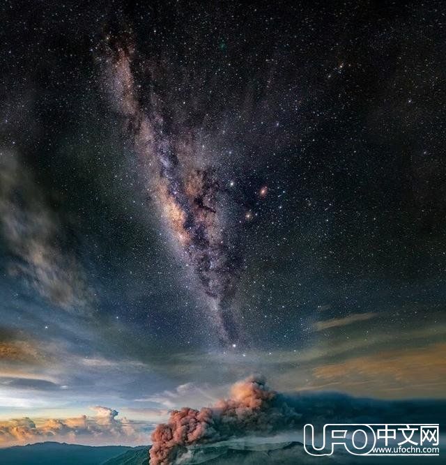 球状星团内，隐藏着大量黑洞和暗物质596 / 作者:lovelingever / 帖子ID:24299