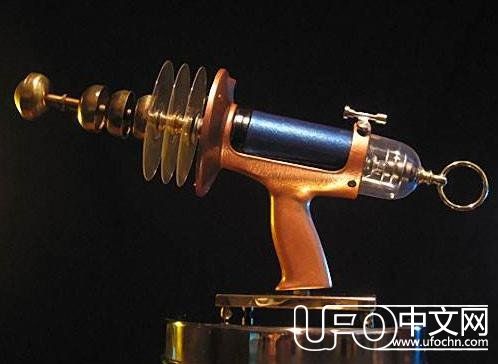 人类能否实现靠思想移动或者转移物体733 / 作者:兔哥 / 帖子ID:24466