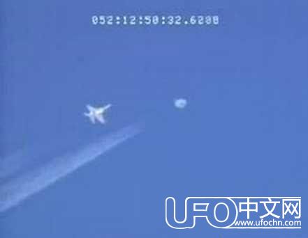 空军机师泄密：4架战斗机冲向进入大气层的UFO！705 / 作者:月月 / 帖子ID:24474