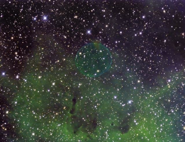 实拍火星上的黑拉斯盆地的冰川148 / 作者:u3203186 / 帖子ID:25093