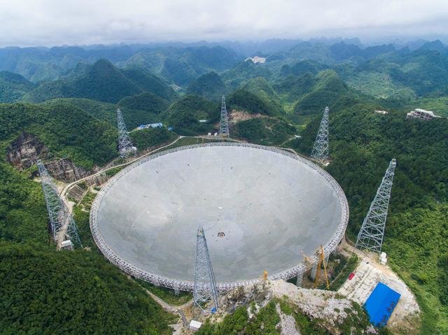 呆子刀对话刘慈欣全本：《三体》“逃离太阳系”背后有何深意？896 / 作者:WX. / 帖子ID:25117