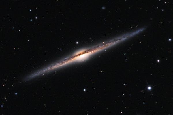 曝光时间长达40小时拍摄“猎户“波江座超级泡泡“星云密集区792 / 作者:one / 帖子ID:25331