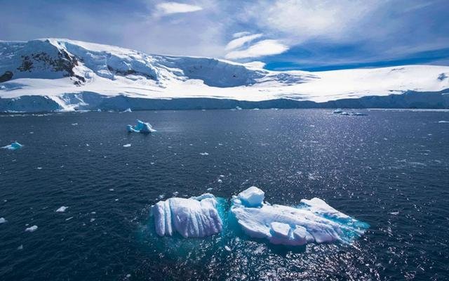 南极5大未解之谜，50米动物冰雕何人所为？时空隧道竟然就在这片烟雾里？980 / 作者:admin / 帖子ID:25514