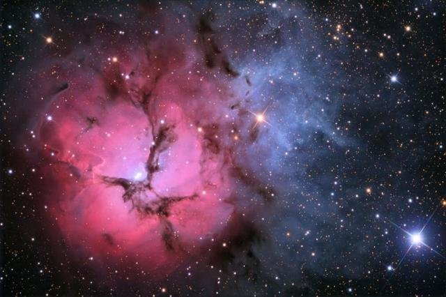 人类迄今为止能观测到的最远的星系团，距离地球90亿光年153 / 作者:admin / 帖子ID:25595