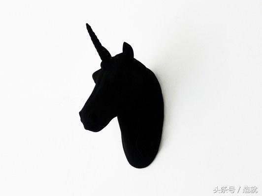 继黑洞后，这种全宇宙最黑的“物质”，让艺术界打起了群架871 / 作者:admin / 帖子ID:25674