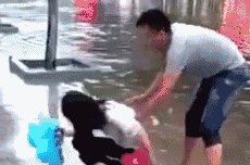 姑娘硬是把裙子穿出了黑洞的感觉啊583 / 作者:漫随 / 帖子ID:25724