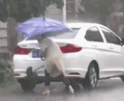 姑娘硬是把裙子穿出了黑洞的感觉啊690 / 作者:漫随 / 帖子ID:25724