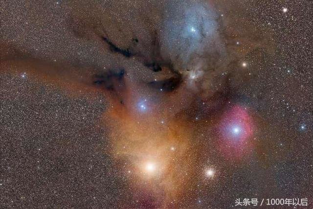 蛇夫座中色彩斑斓的宇宙星云391 / 作者:hhak003 / 帖子ID:25868