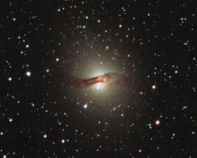 银河系中最大的球状星团-半人马座欧米伽星团525 / 作者:admin / 帖子ID:25910