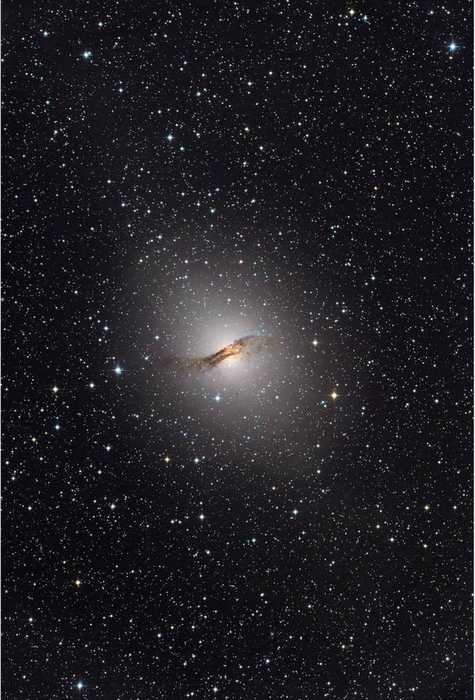 银河系中最大的球状星团-半人马座欧米伽星团292 / 作者:admin / 帖子ID:25910