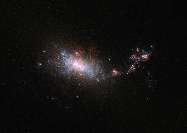 遥远的宇宙一颗恒星爆炸，惊人闪光比三个银河系还亮！761 / 作者:admin / 帖子ID:26369