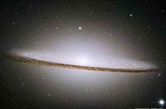 外星文明的二向箔武器怎样摧毁人类？科学家：整个宇宙被压成一张纸452 / 作者:eseja / 帖子ID:26636