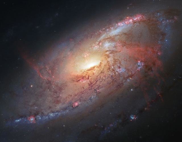8张宇宙中令人难以置信的照片！584 / 作者:qq1023234136 / 帖子ID:26772