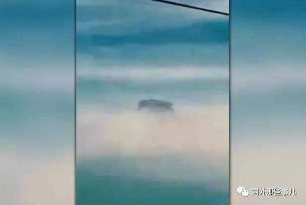 菲律宾天空现UFO 体积大像盒子124 / 作者:宇智波佐助 / 帖子ID:26914