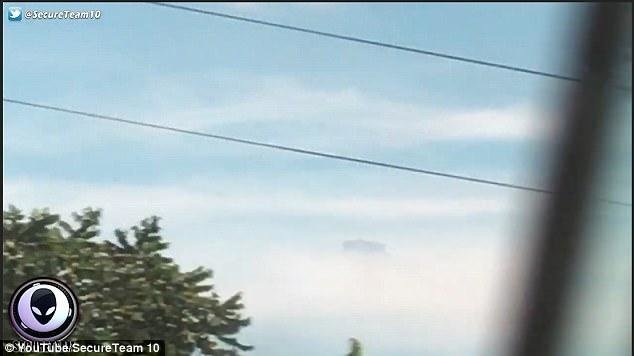 UFO出现在上空，8秒后超越汽车的速度飞走193 / 作者:qq1023234136 / 帖子ID:26944