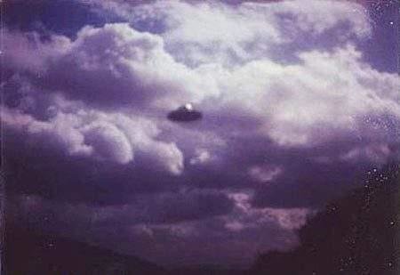 UFO外星文明存在过 只是目前秘密没被公开 世界未解之谜885 / 作者:u3203186 / 帖子ID:27044