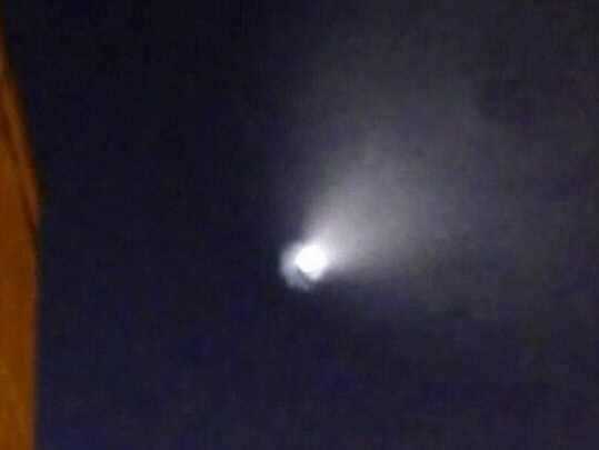 俄罗斯上空奇景：像是一架巨型UFO穿越虫洞来到地球326 / 作者:鹏少 / 帖子ID:27692